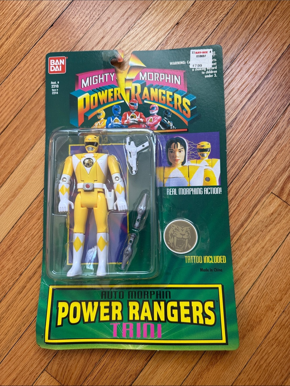 Bandai Power Rangers Yellow Ranger Action Figure - Yellow